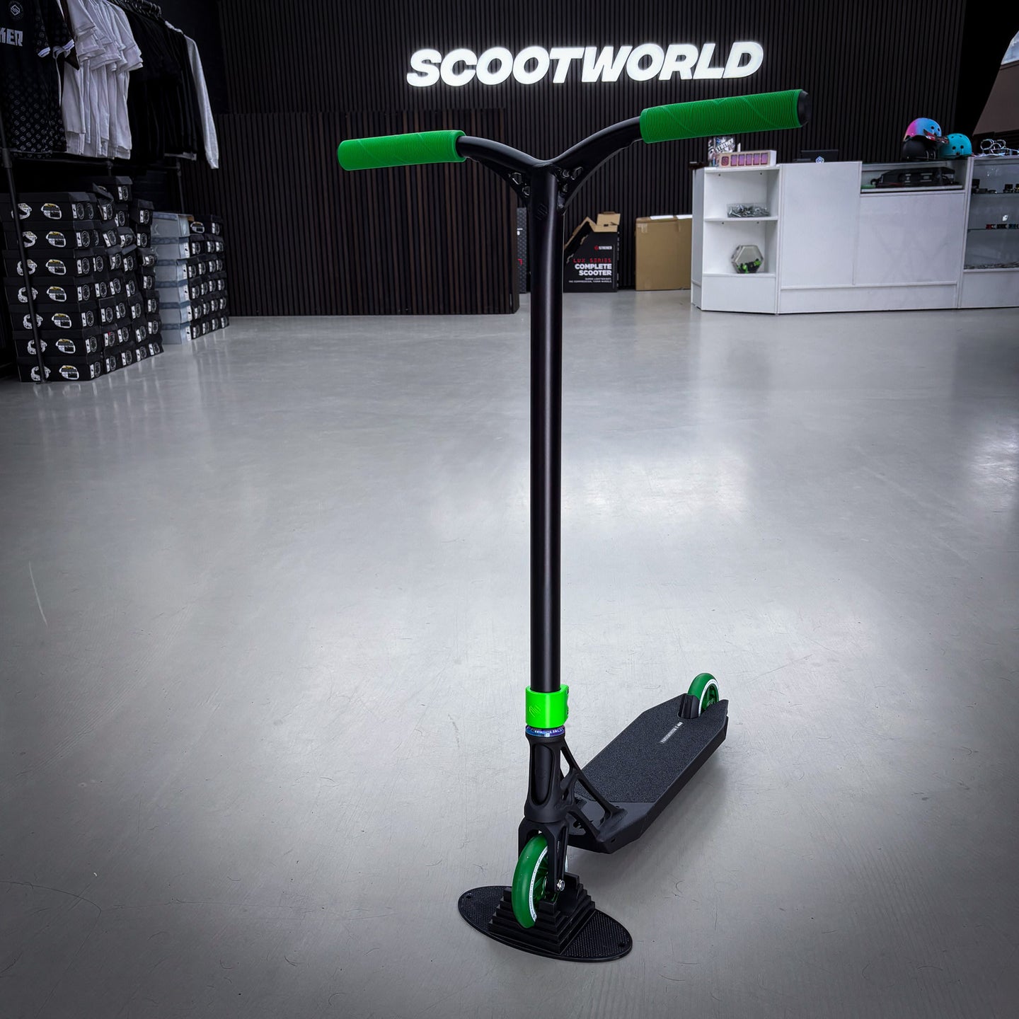 Striker Ethic Pande Custom Build - Black/Green-ScootWorld.dk