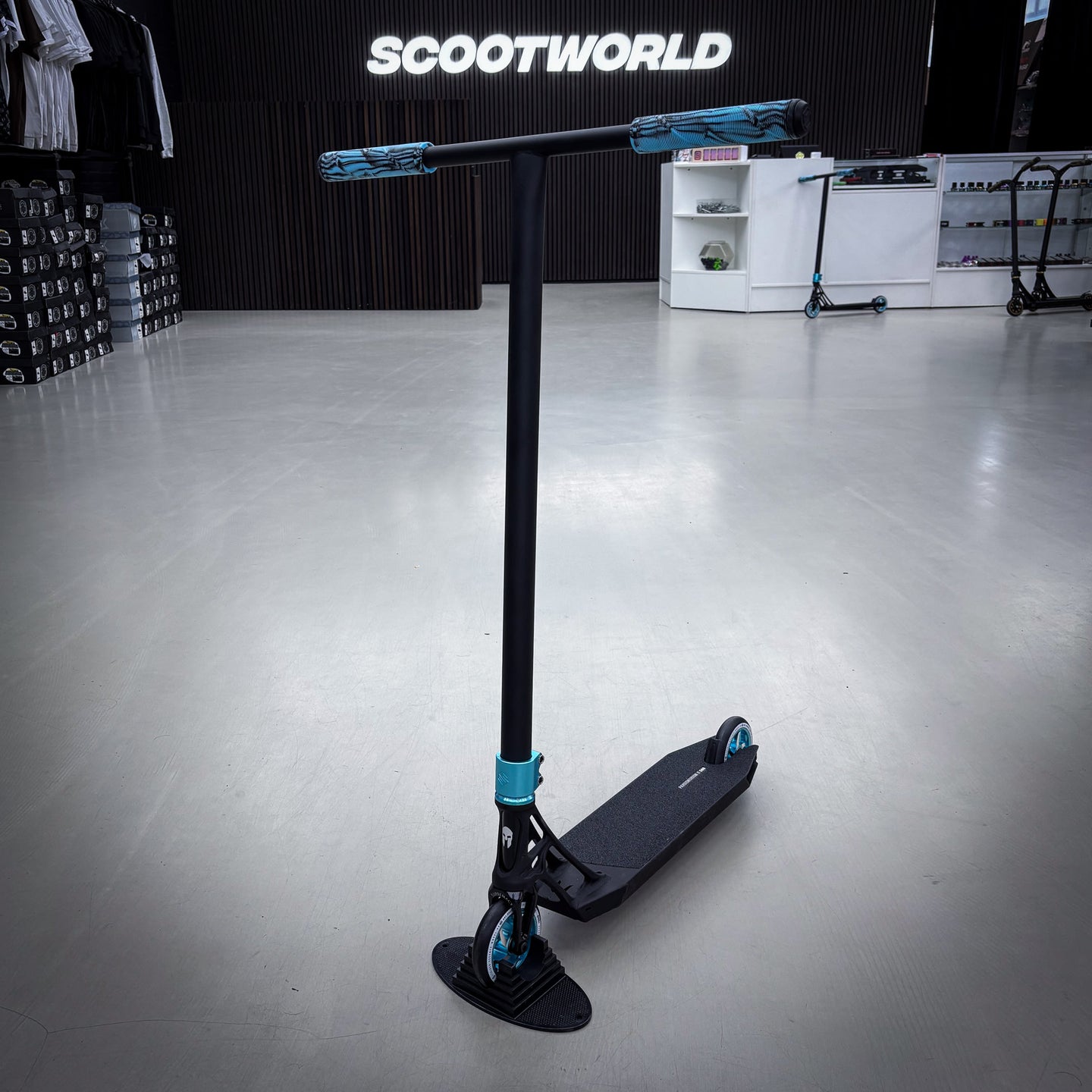 Striker Ethic 500mm Black Teal Custom Build - Black/Teal-ScootWorld.dk