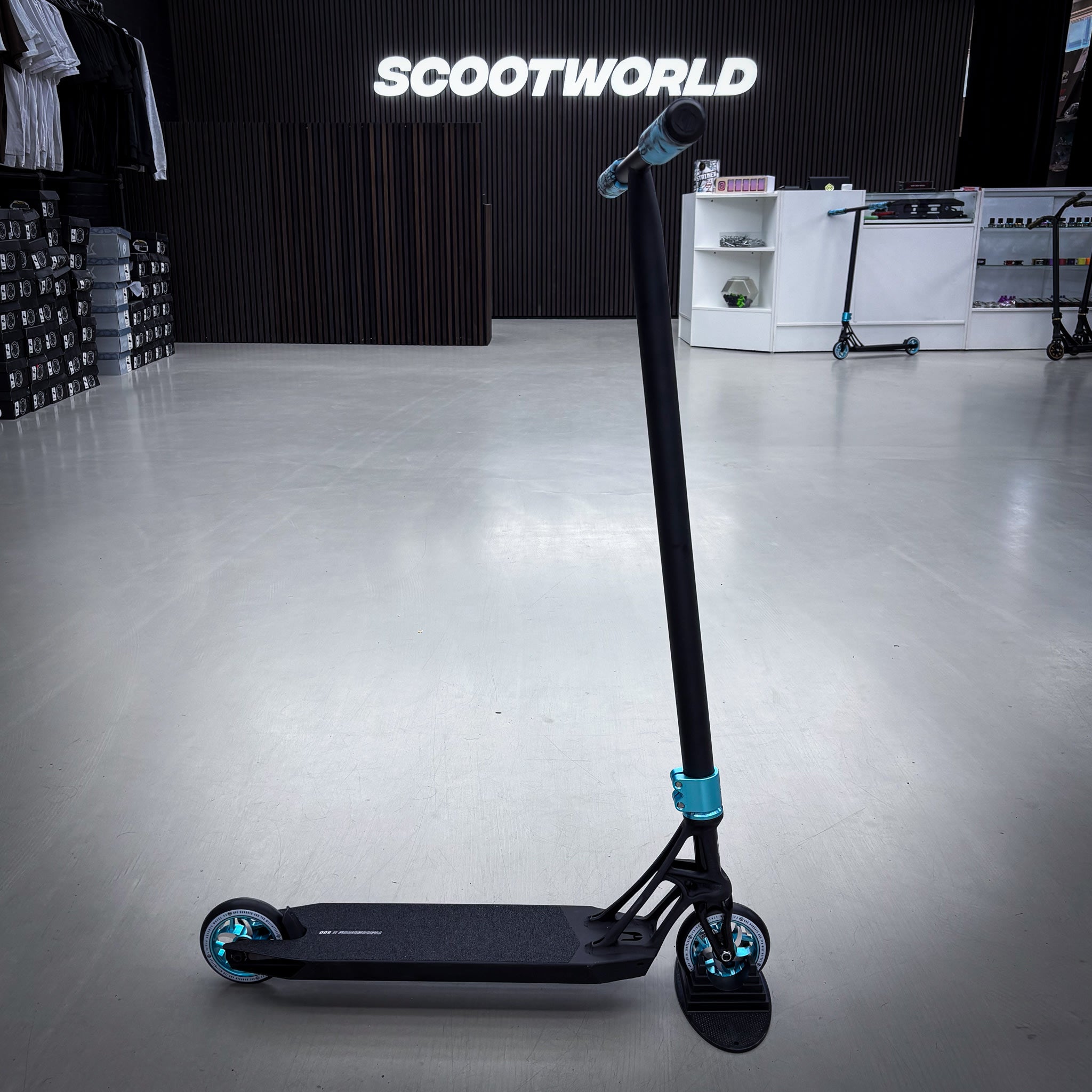 Striker Ethic 500mm Black Teal Custom Build - Black/Teal-ScootWorld.dk