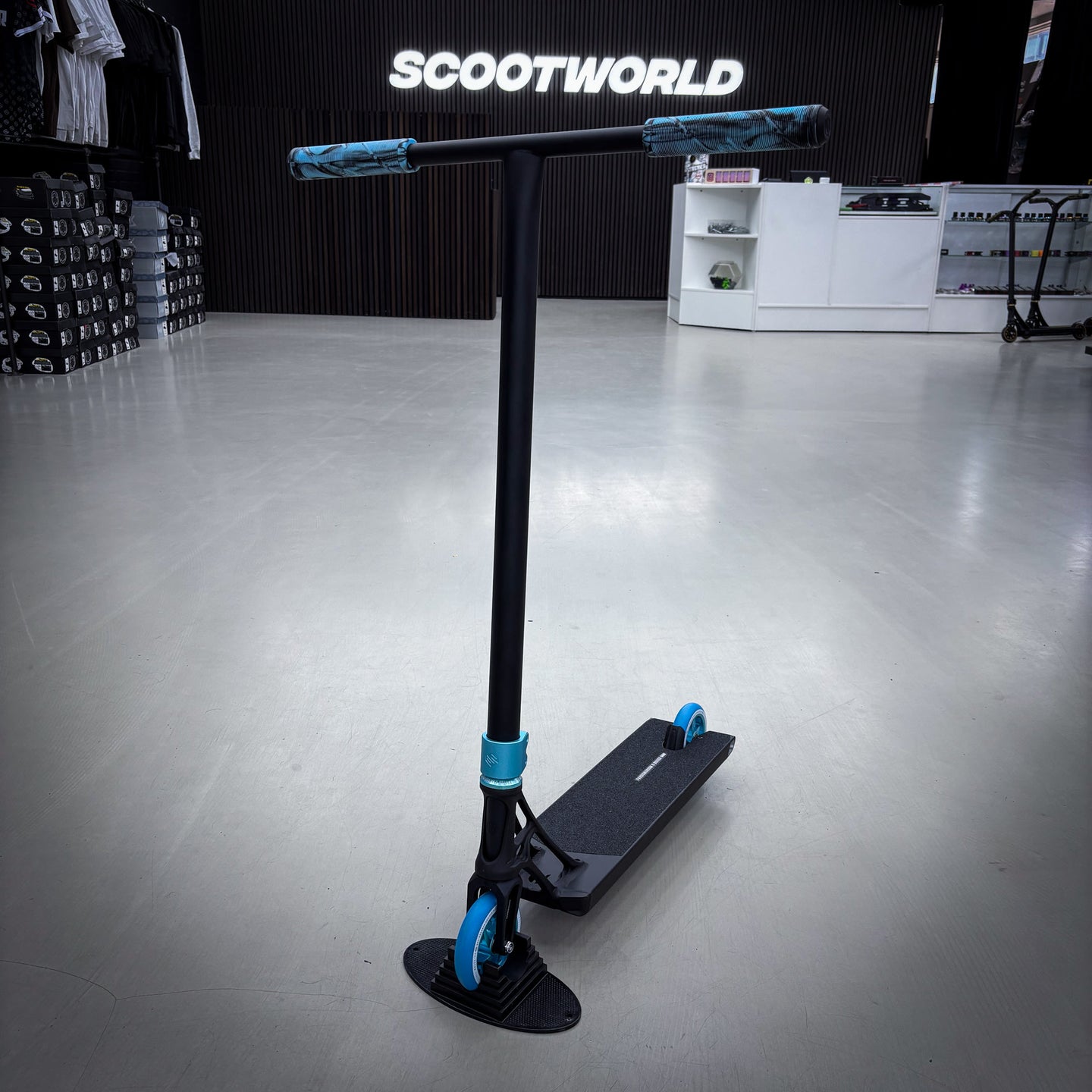 Striker Ethic 500mm BOXED Black Teal Custom Build - Black/Teal-ScootWorld.dk