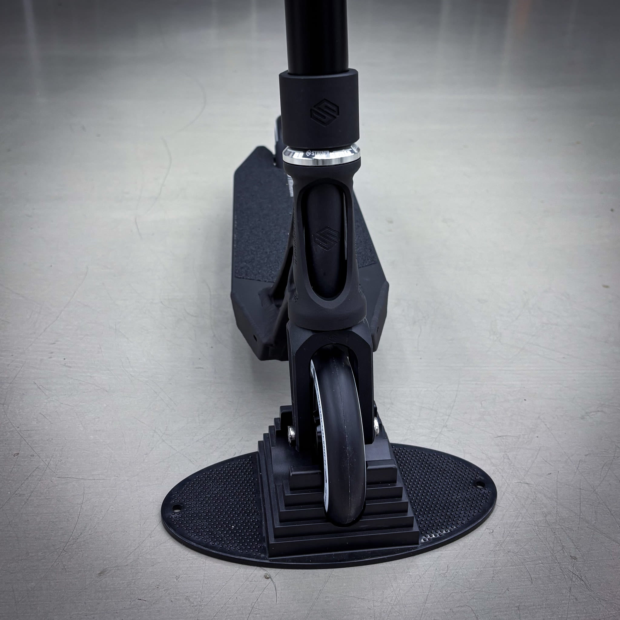 Striker Ethic Black Custom Build - Black-ScootWorld.dk