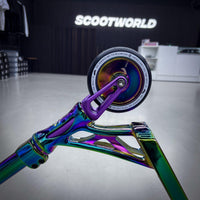 Striker Full Rainbow Custom Build - Rainbow-ScootWorld.dk