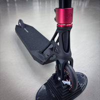 Striker Pandemonium Red/Black Custom Build - Black/Red-ScootWorld.dk