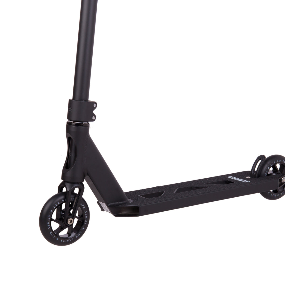 Striker Essential Trikse Sparkesykkel - Svart