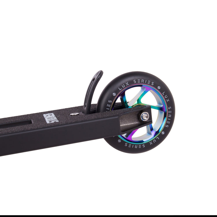 Striker Essential Trikse Sparkesykkel - Black/Rainbow
