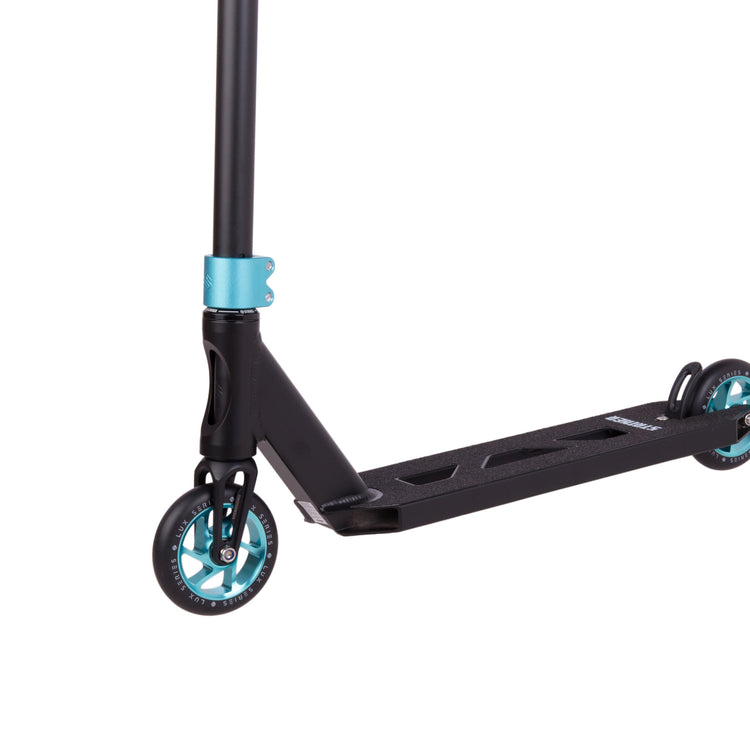 Striker Essential Trikse Sparkesykkel - Black/Teal